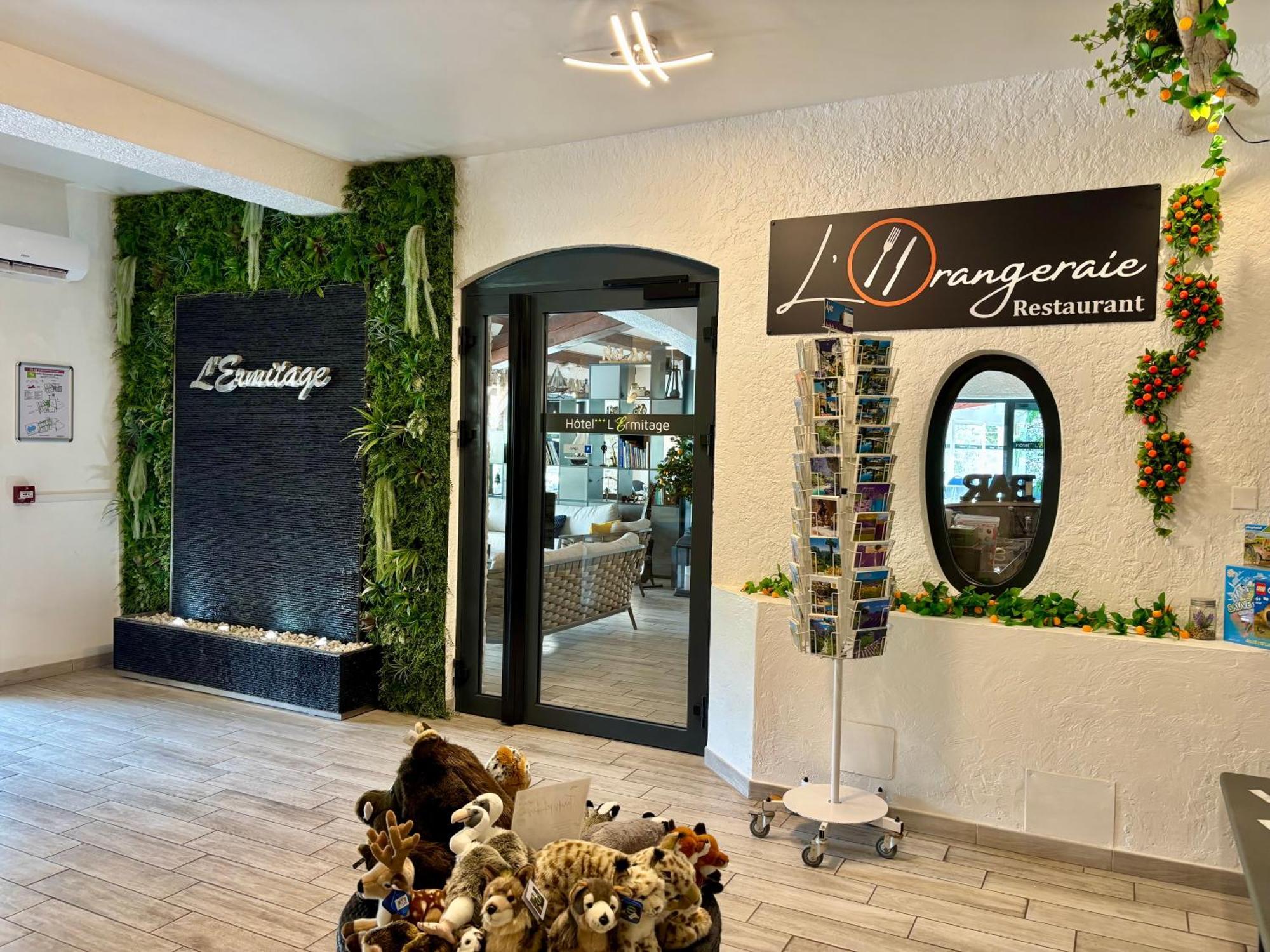 Hotel Spa L'Ermitage Les Salles-sur-Verdon Ngoại thất bức ảnh